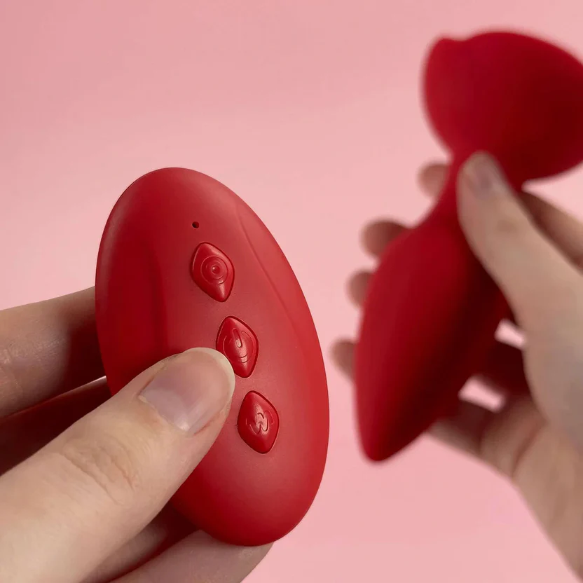 LacyNighty™ Rose Remote Control Vibrating Stimulator