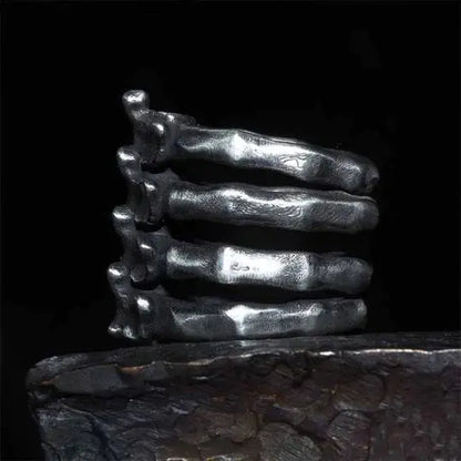 MEN'S BACKBONE RING Lacy0301Goth